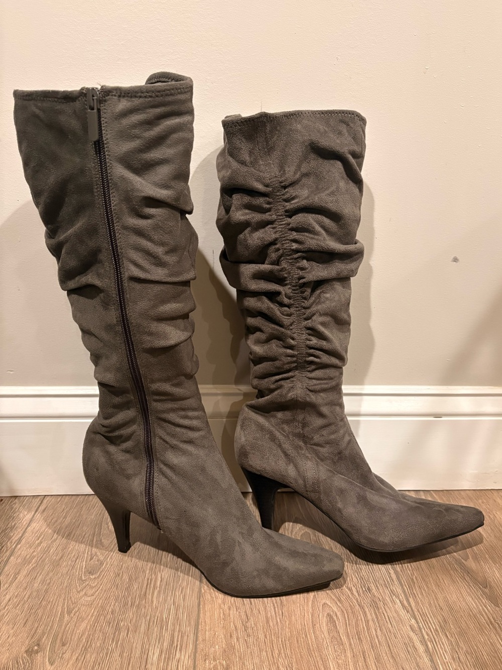 Women’s Gray Ruched Mid-Calf Heeled Boots